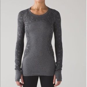 Lululemon Swiftly Long Sleeve Special Edition sz 4